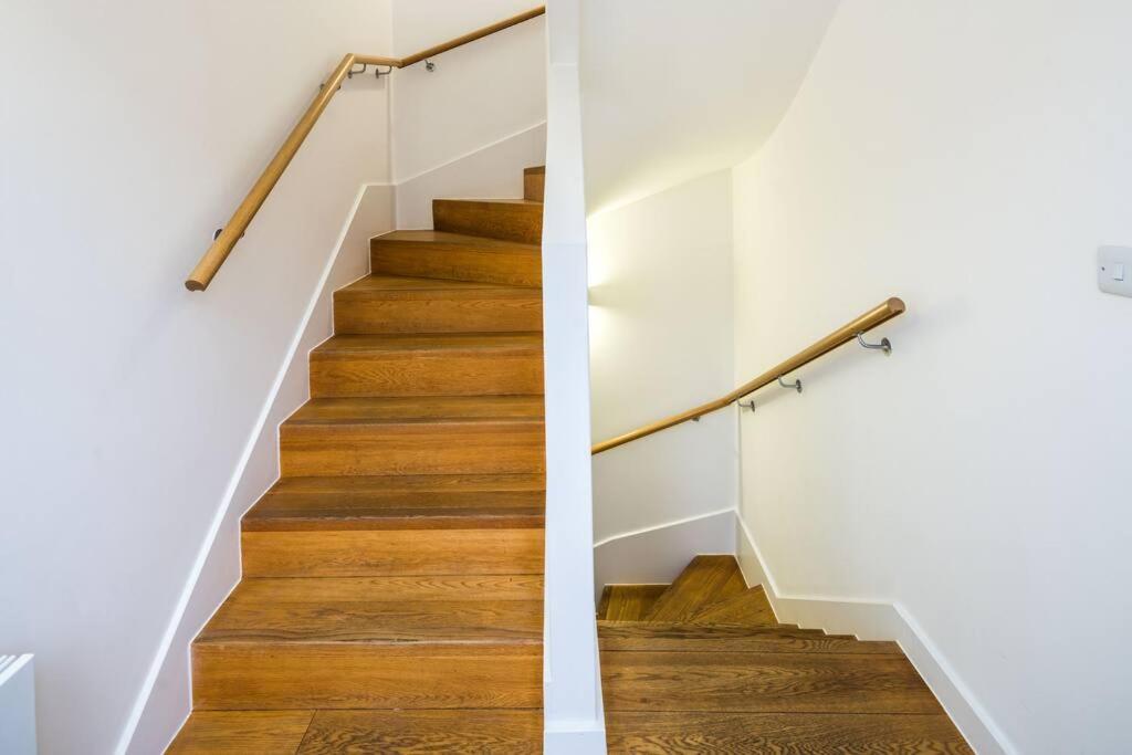 Apartamento Chic And Spacious Flat Near Bond Street Londres Exterior foto